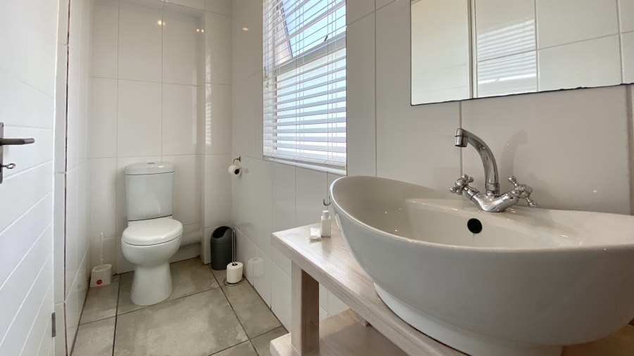 2 Bedroom Property for Sale in Elands Bay Western Cape